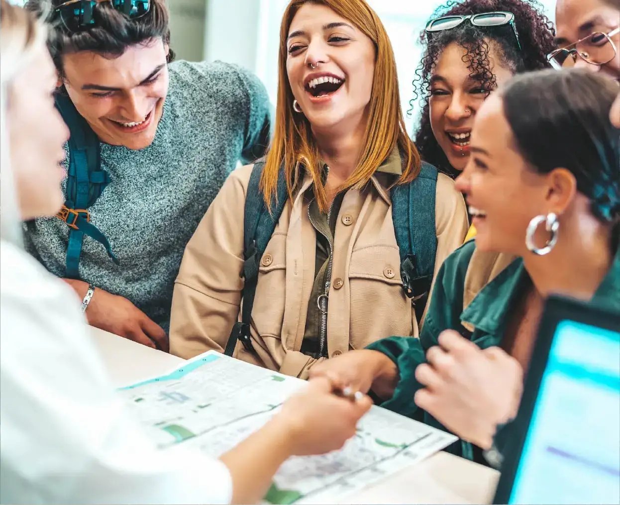 ¿Cómo gestionar reservas de grandes grupos en tu hotel? | Mews Blog